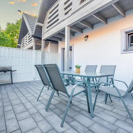 Letniskowe Maks Semesterbostad Bobolin