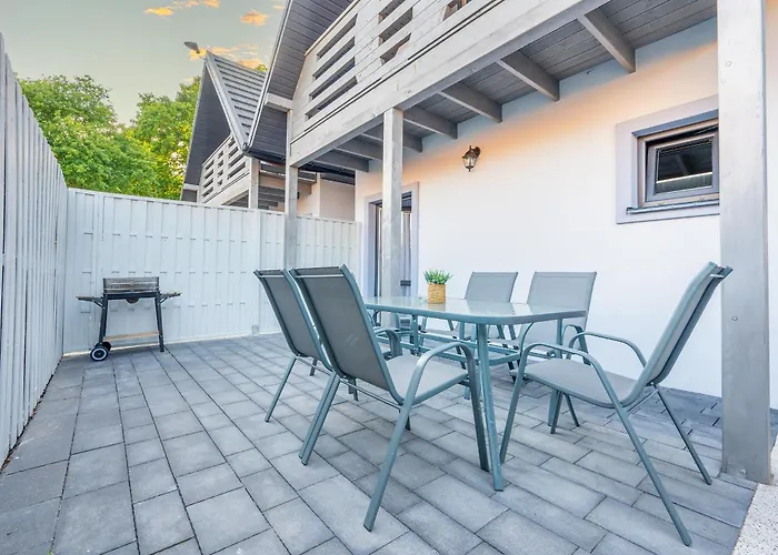 Letniskowe Maks Feriehus Bobolin